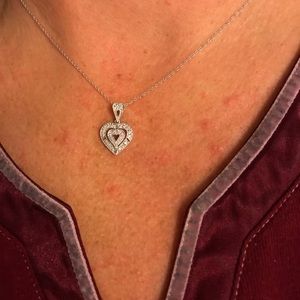 New 18kt White Gold Diamond Vintage-Look❤️Pendant